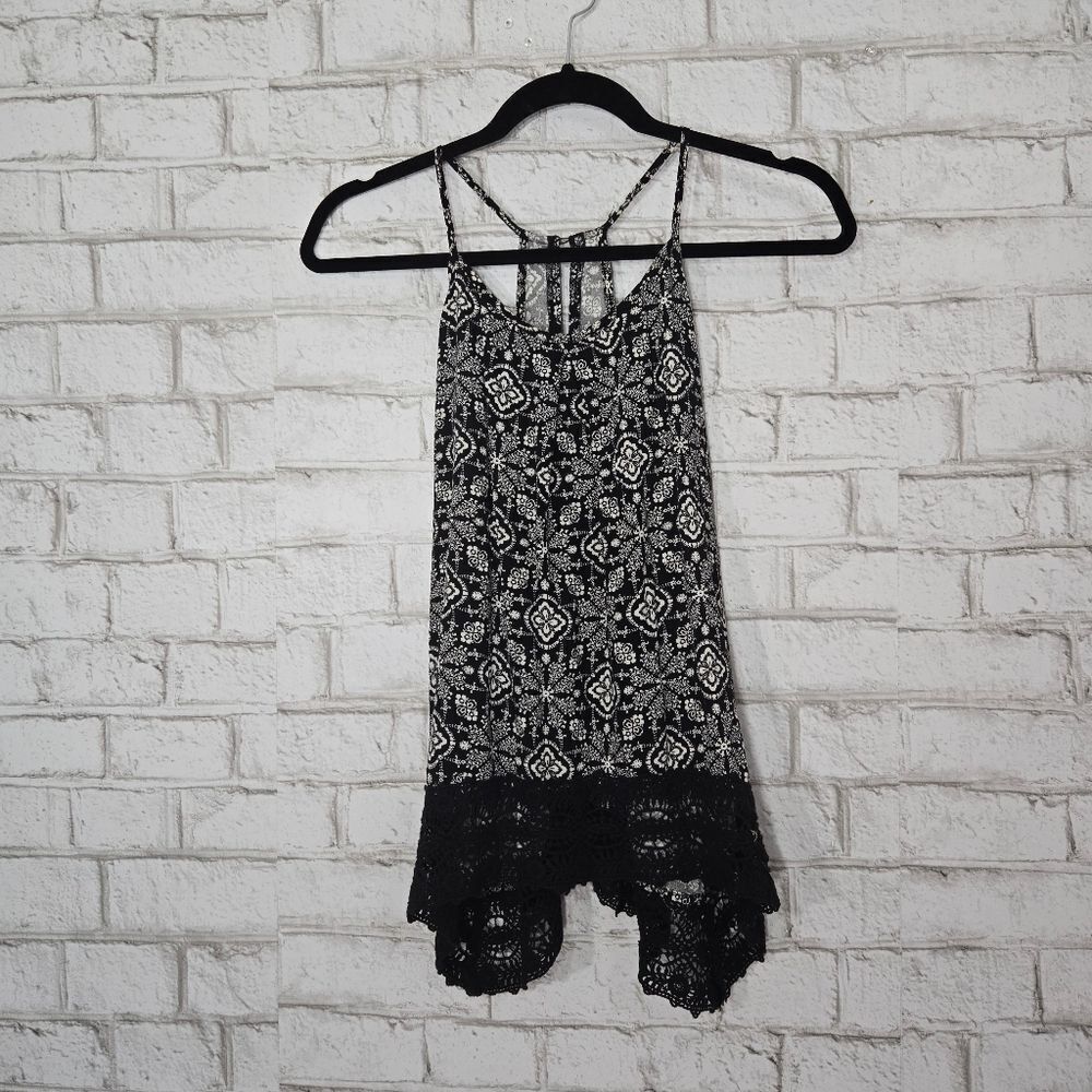 Mossimo Supply‎ Co printed tank
